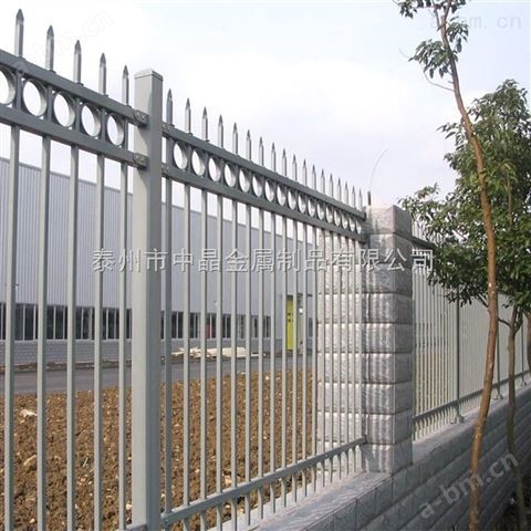医院学校厂区适合用环保锌钢围墙护栏